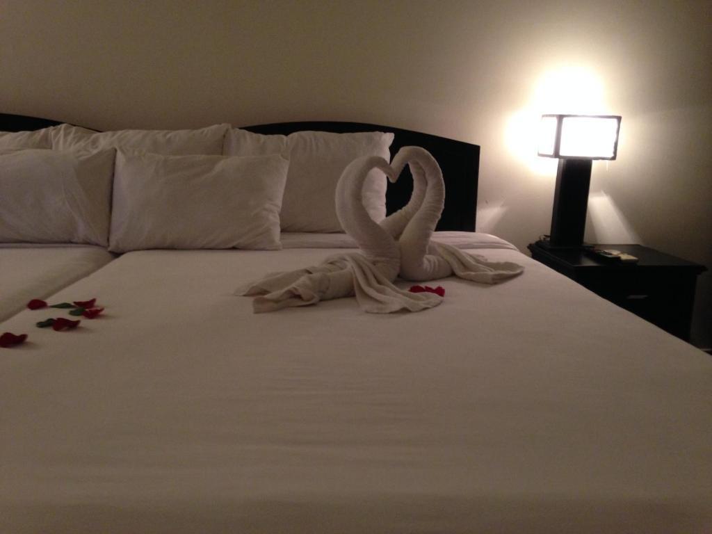 Ruby Bistro Hotel Huế Szoba fotó
