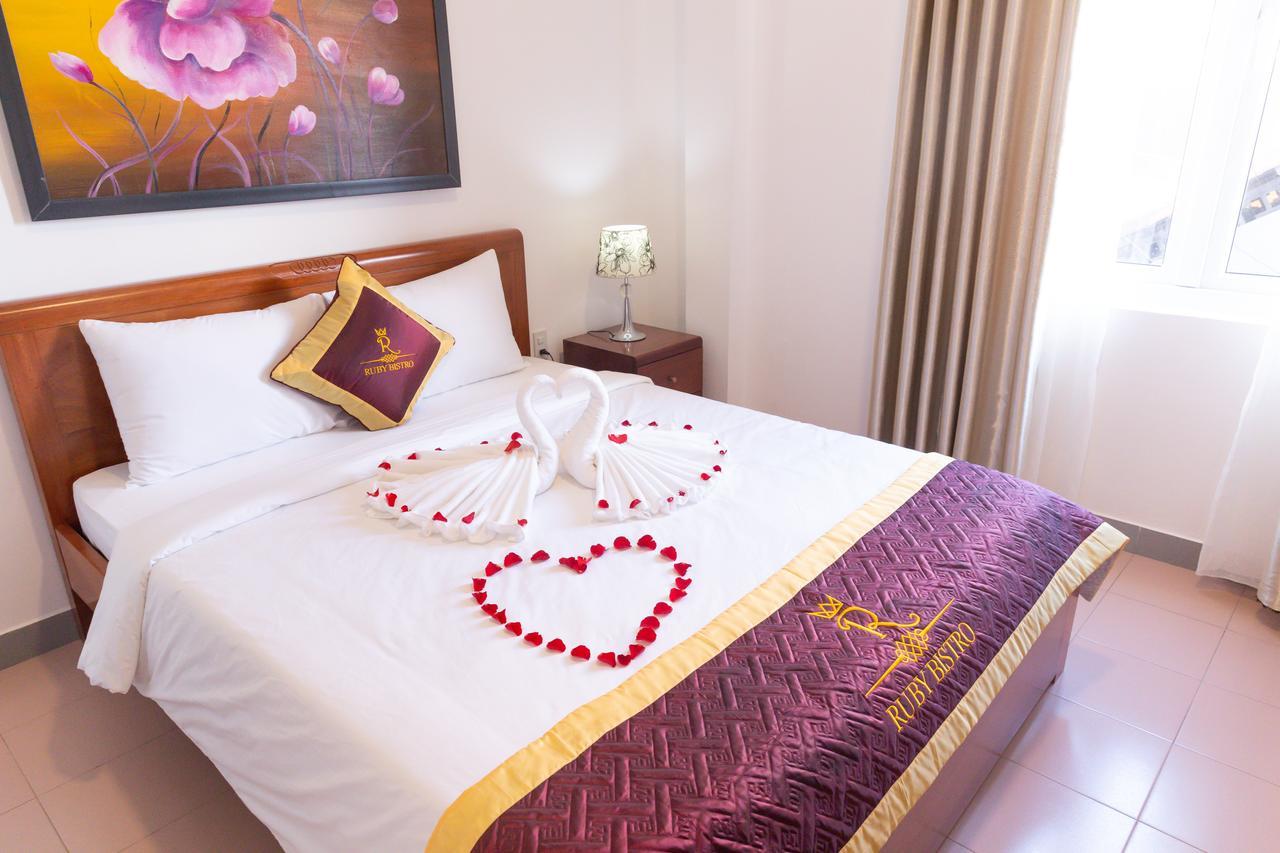 Ruby Bistro Hotel Huế Kültér fotó